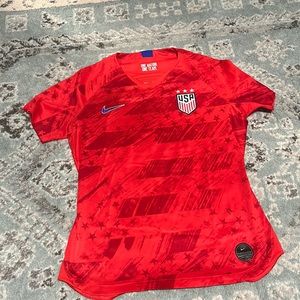 Nike USA women’s soccer jersey